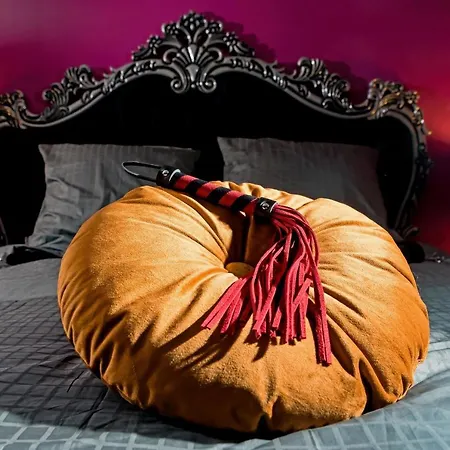 Playroom アパート